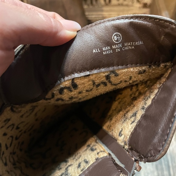 Tall boots - Picture 4 of 4